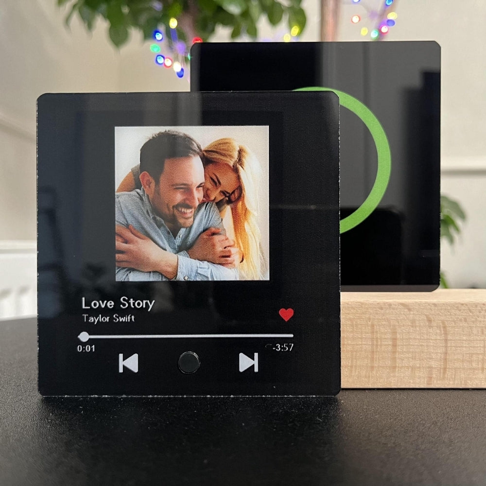 MemoryTune – Personalized Music Photo Frame